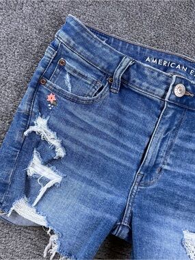 American Eagle Midi Jean Shorts Distressed Cut Off Raw Hem 8 Festival Y2K Flower